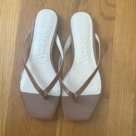 J Crew New Capri thong sandals in leather BX889 never worn - Picture 3 of 4